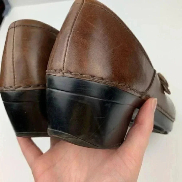 Dansko clogs size 38 7.5-8 Brown leather button - Picture 9 of 14